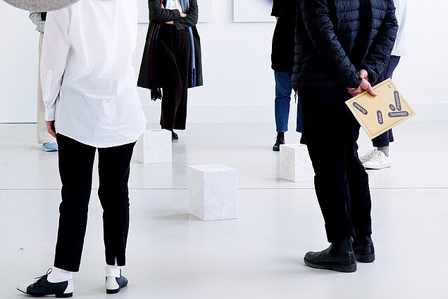 tum_bodies-move-differently-in-presence_symposium_01