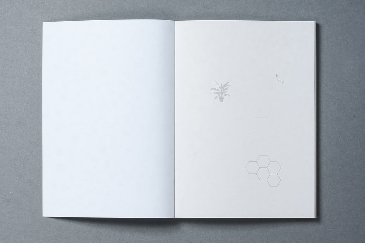 dreier_catalogue_15_various-forms-not-defined-as-communication_frontal_01