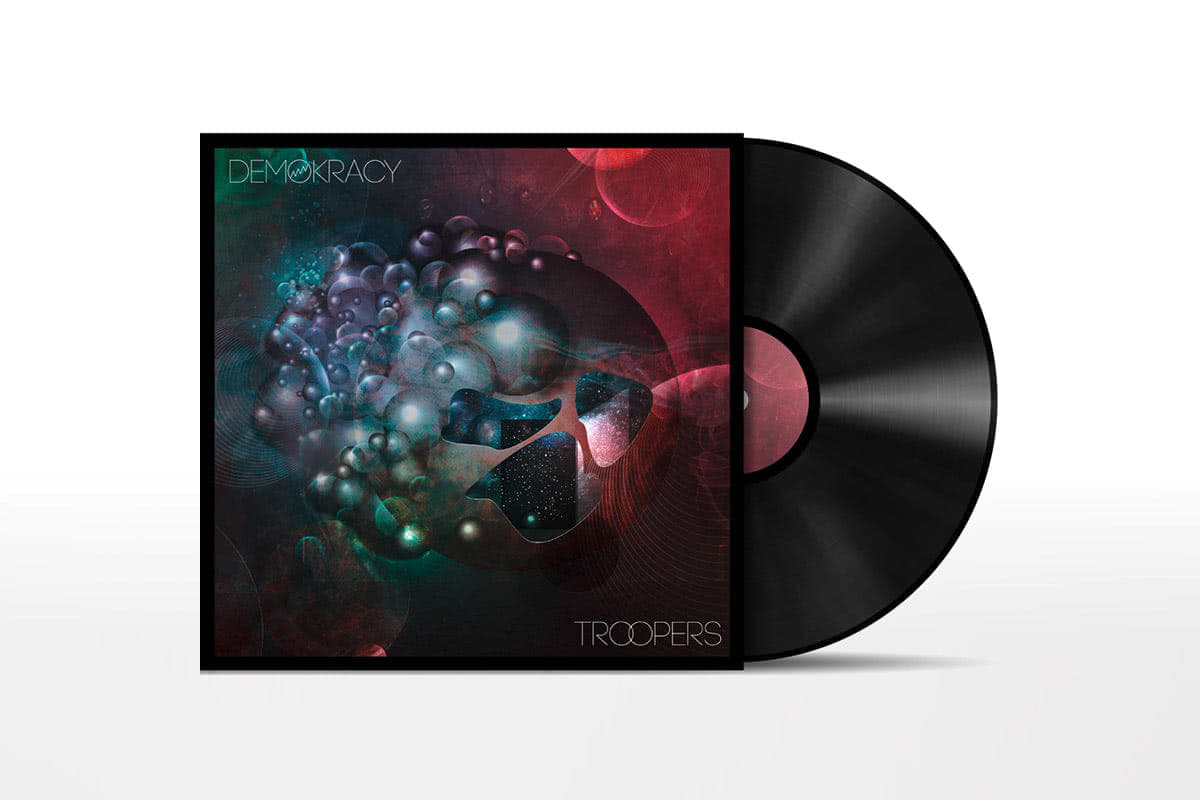 made-in-glitch_artwork_11_demokracy_01